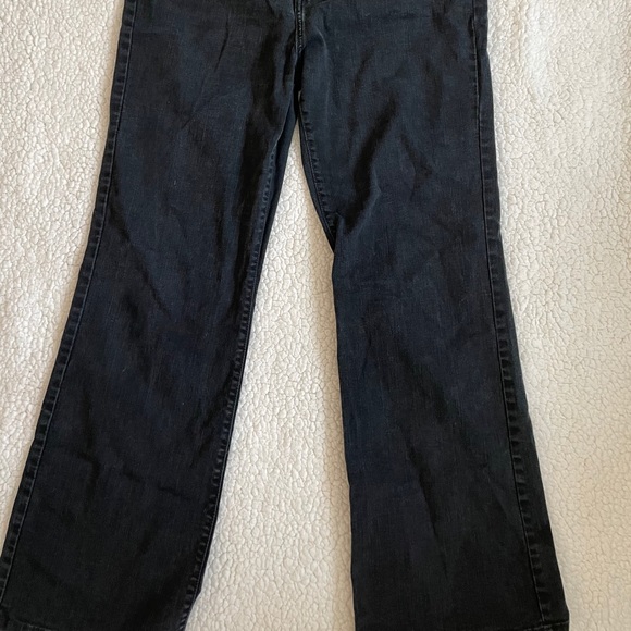 Levi’s Bootcut Jeans - Picture 3 of 3